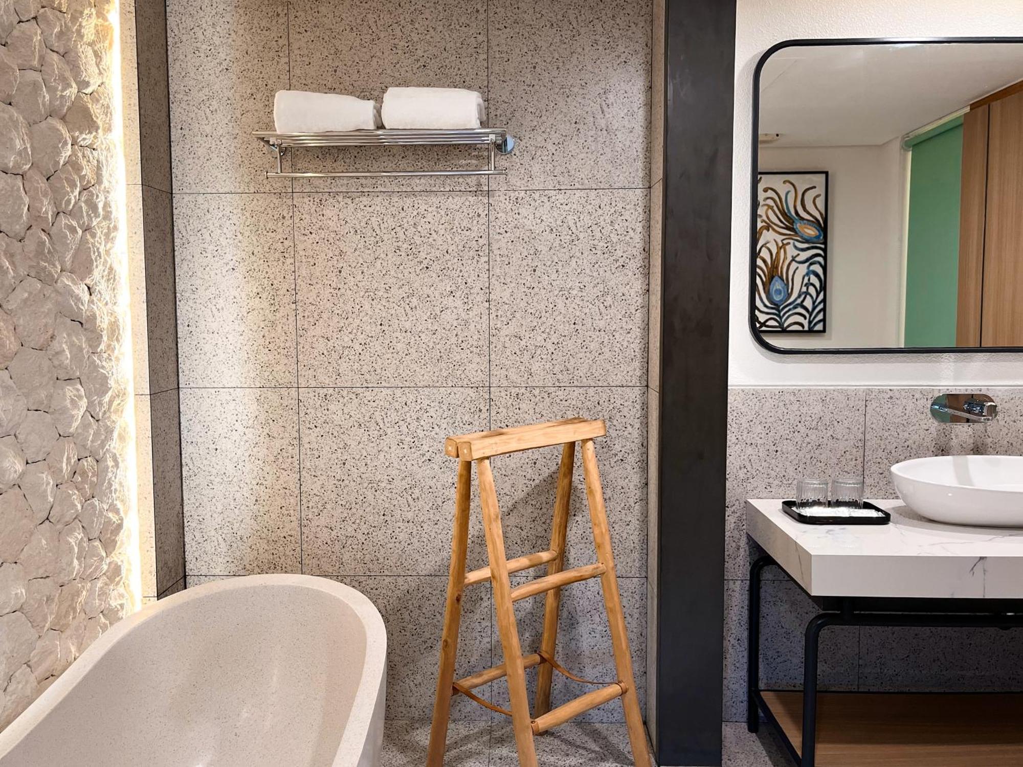 Luminor Hotel Legian Seminyak - Bali 외부 사진